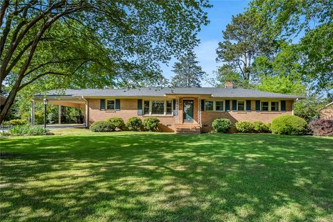 Photo of 2313 Poplar Lane, Anderson, SC 29621 (MLS # 20295110)