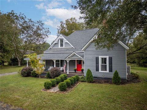 Photo of 8700 Hwy 24, Townville, SC 29689 (MLS # 20293689)
