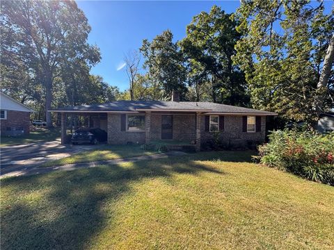 Photo of 417 Westwood Drive, Anderson, SC 29626 (MLS # 20293552)