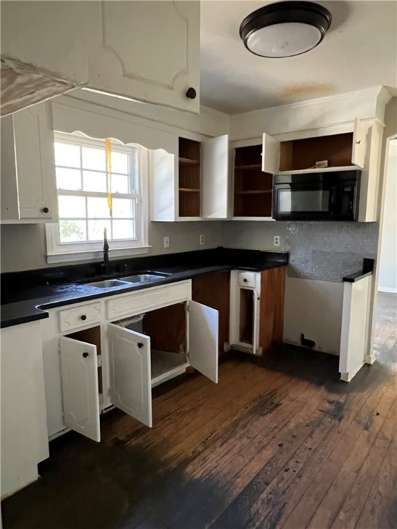 Seneca, South Carolina 29678, United States, 5 Bedrooms Bedrooms, ,4 BathroomsBathrooms,Residential,Active,255226