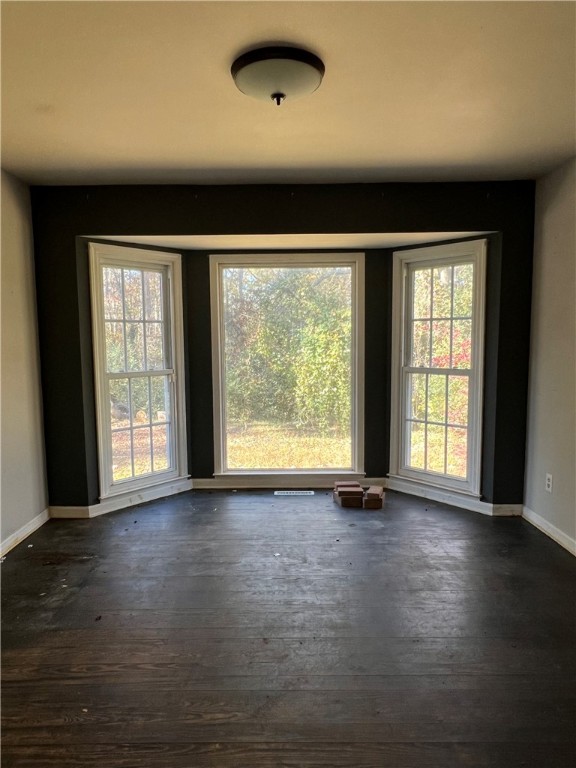 Seneca, South Carolina 29678, United States, 5 Bedrooms Bedrooms, ,4 BathroomsBathrooms,Residential,Active,255226