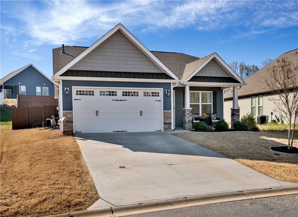 16 Forest Ridge Way, Greenville, South Carolina image 1