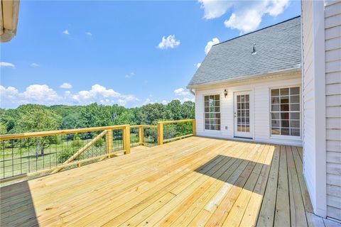 A home in Eastanollee