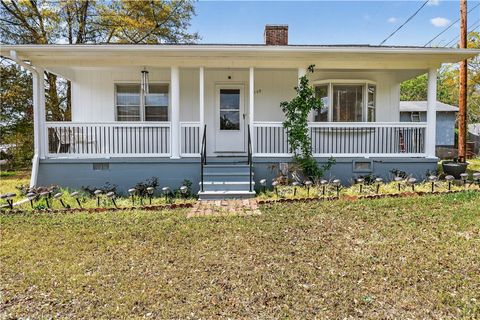 Photo of 155 Farrs Bridge Road, Pickens, SC 29671 (MLS # 20299104)