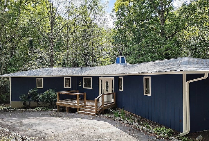Photo 1 of 25 — 130 Bay Drive, Fair Play, SC 29643
