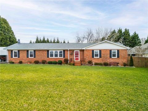 A home in Easley