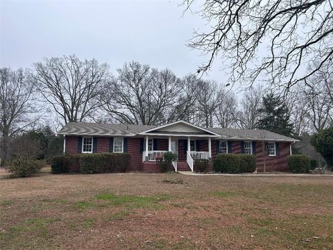 Photo of 109 West Stewart Street, Pelzer, SC 29669 (MLS # 20296012)