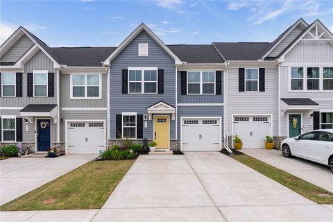 Photo of 913 Leyburn Lane, Greenville, SC 29617 (MLS # 20301435)
