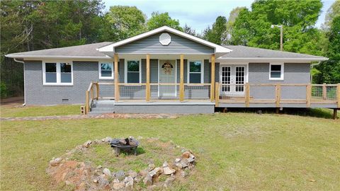 Photo of 187 Lin Ollie Lane, Westminster, SC 29693 (MLS # 20299885)