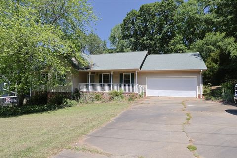 Photo of 210 Wedgewood Drive, Anderson, SC 29621 (MLS # 20300454)