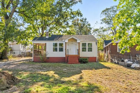 Photo of 5 Dempsey Street, Greenville, SC 29605 (MLS # 20293798)