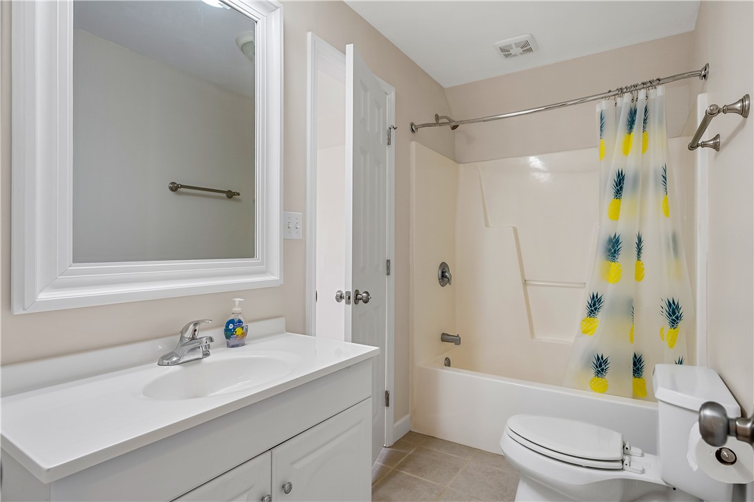 Williamston, South Carolina 29697, United States, 3 Bedrooms Bedrooms, ,2 BathroomsBathrooms,Residential,Active,215451