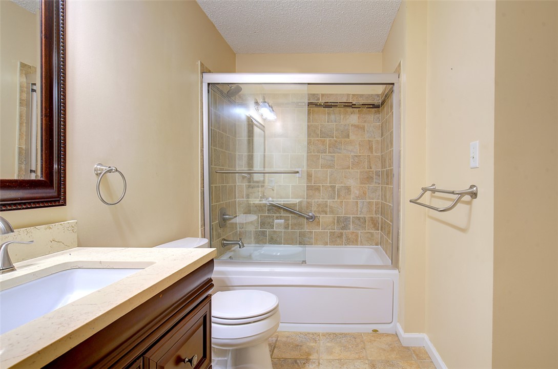 316 Woodruff Park Lane, Simpsonville, South Carolina image 13