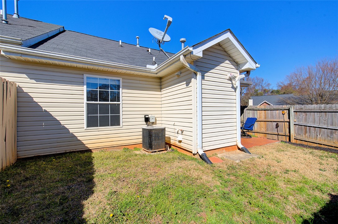 316 Woodruff Park Lane, Simpsonville, South Carolina image 25