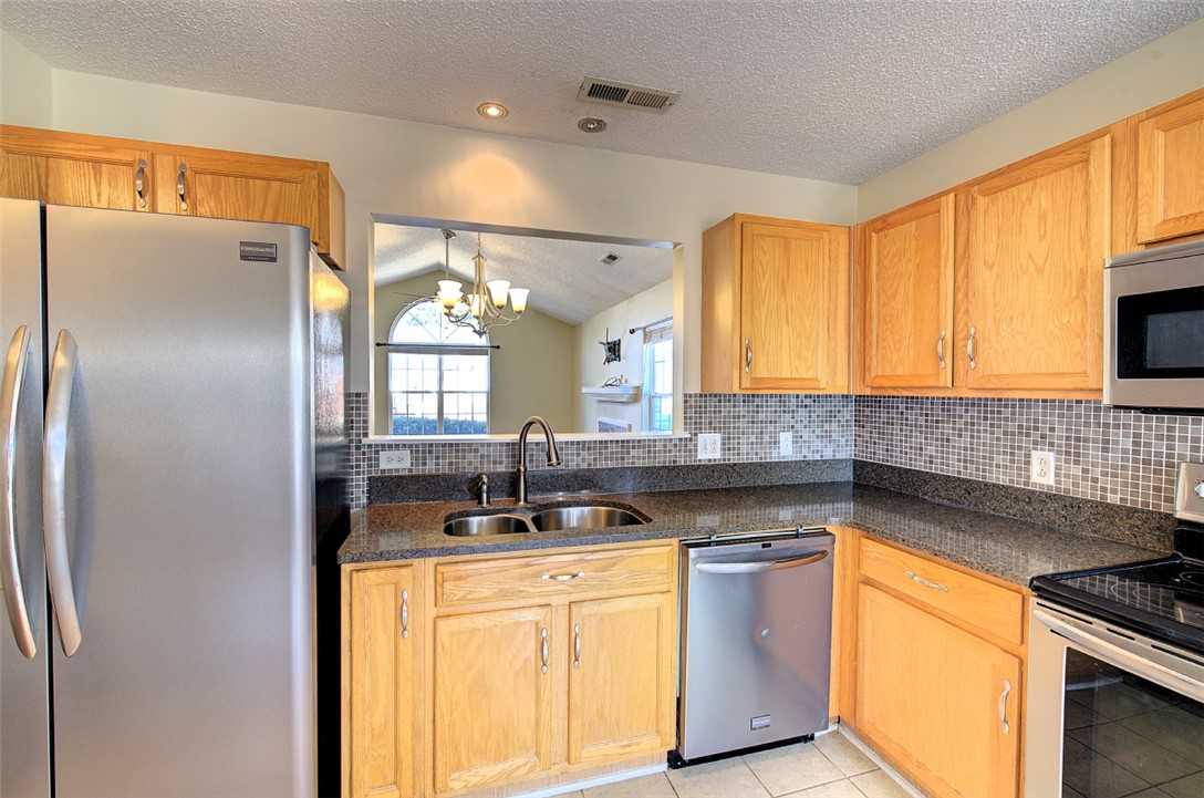 316 Woodruff Park Lane, Simpsonville, South Carolina image 5