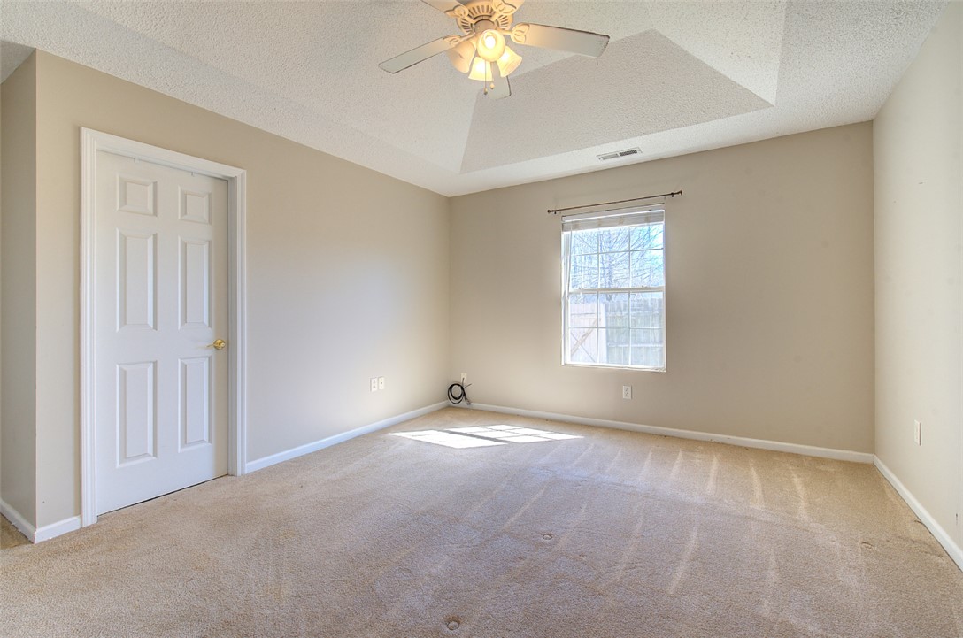 316 Woodruff Park Lane, Simpsonville, South Carolina image 11