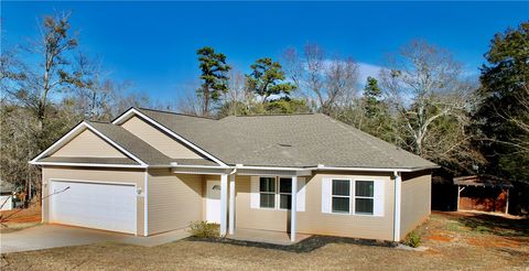 Photo of 1020 Blumefield Road, Anderson, SC 29625 (MLS # 20297306)