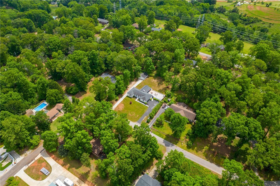 204 Sourwood Drive, Seneca, South Carolina image 49
