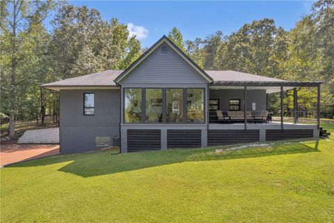 Photo of 83 Sugar Cane Drive, Hartwell, SC 30643 (MLS # 20303607)