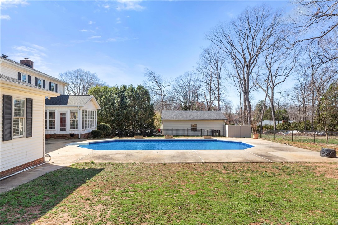 208 Hammett Bridge Road, Greer, South Carolina image 7