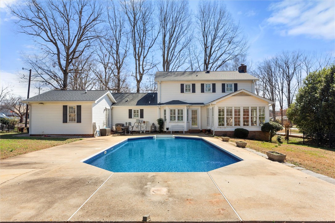 208 Hammett Bridge Road, Greer, South Carolina image 4