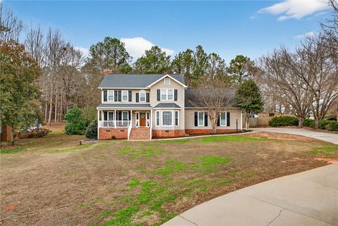 Photo of 2 Wood Creek Drive, Piedmont, SC 29673 (MLS # 20295978)