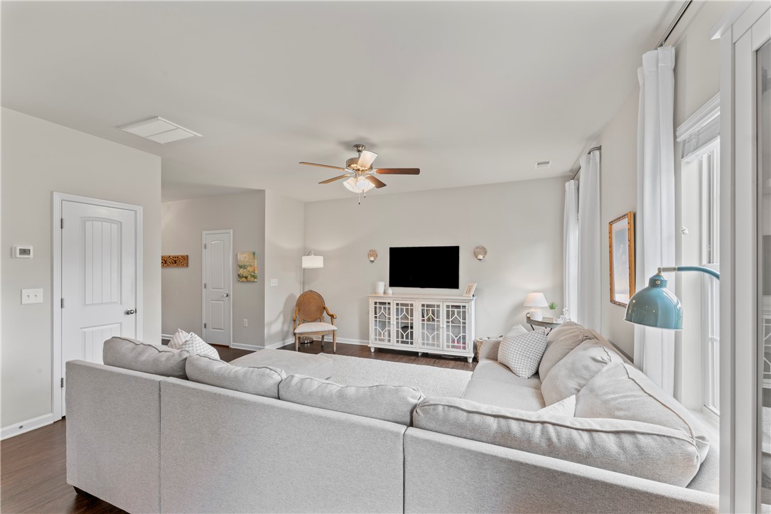 Anderson, South Carolina 29625, United States, 3 Bedrooms Bedrooms, ,3 BathroomsBathrooms,Residential,Active,188356