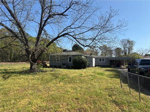 Photo of 2925 Dobbins Bridge Road, Anderson, SC 29626 (MLS # 20299417)
