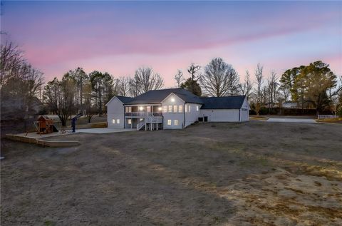 Photo of 1 Sweetbriar Court, Greer, SC 29650 (MLS # 20299183)