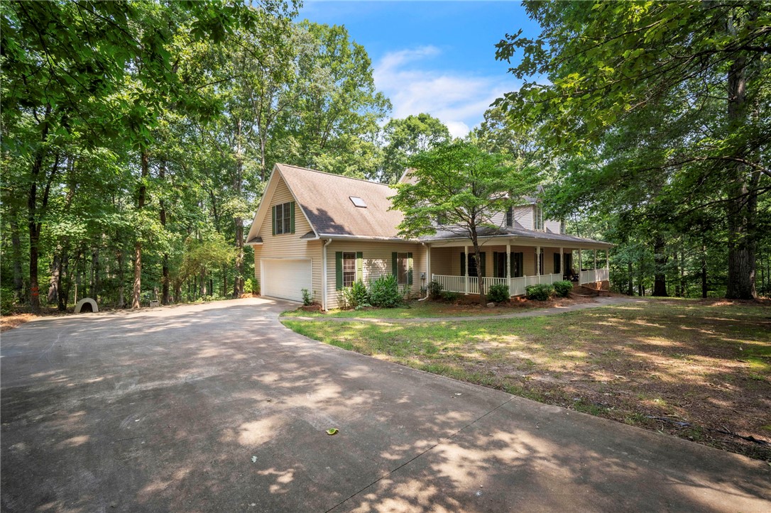 242 Pristine Cove, Hartwell, Georgia image 2
