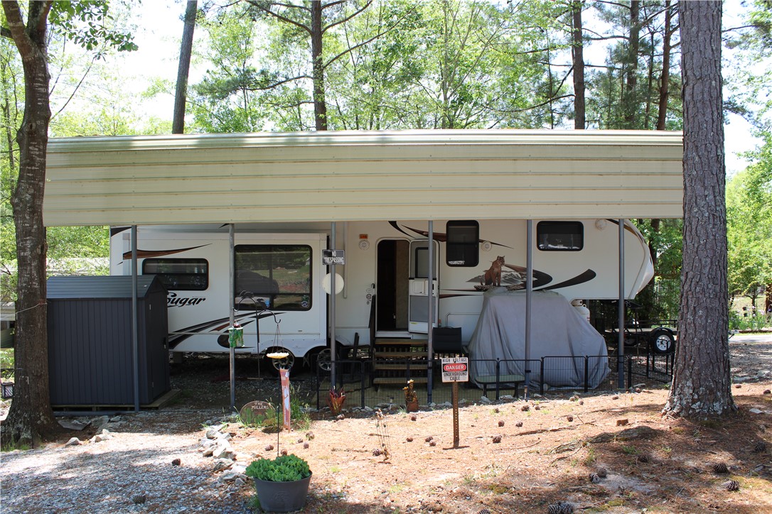 1114 Loch Lane, Westminster, South Carolina image 1