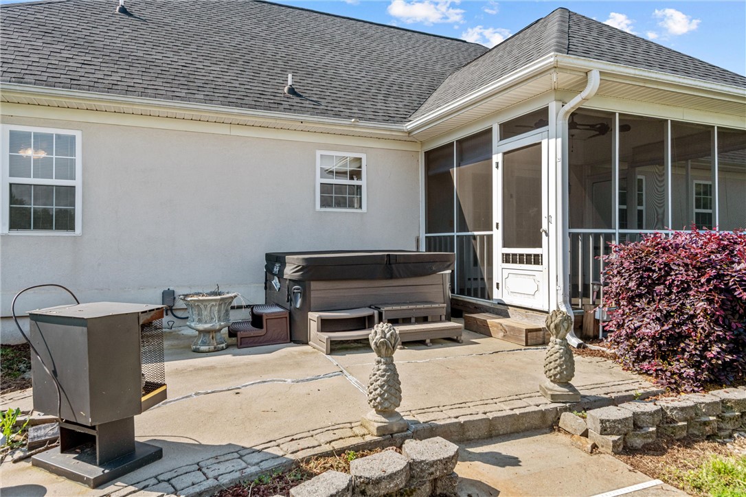 Williamston, South Carolina 29697, United States, 3 Bedrooms Bedrooms, ,2 BathroomsBathrooms,Residential,Pending,125146