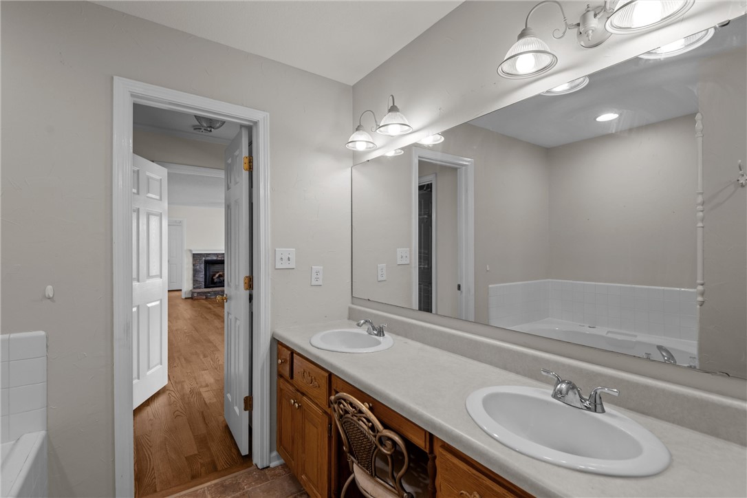 Williamston, South Carolina 29697, United States, 3 Bedrooms Bedrooms, ,2 BathroomsBathrooms,Residential,Pending,125146