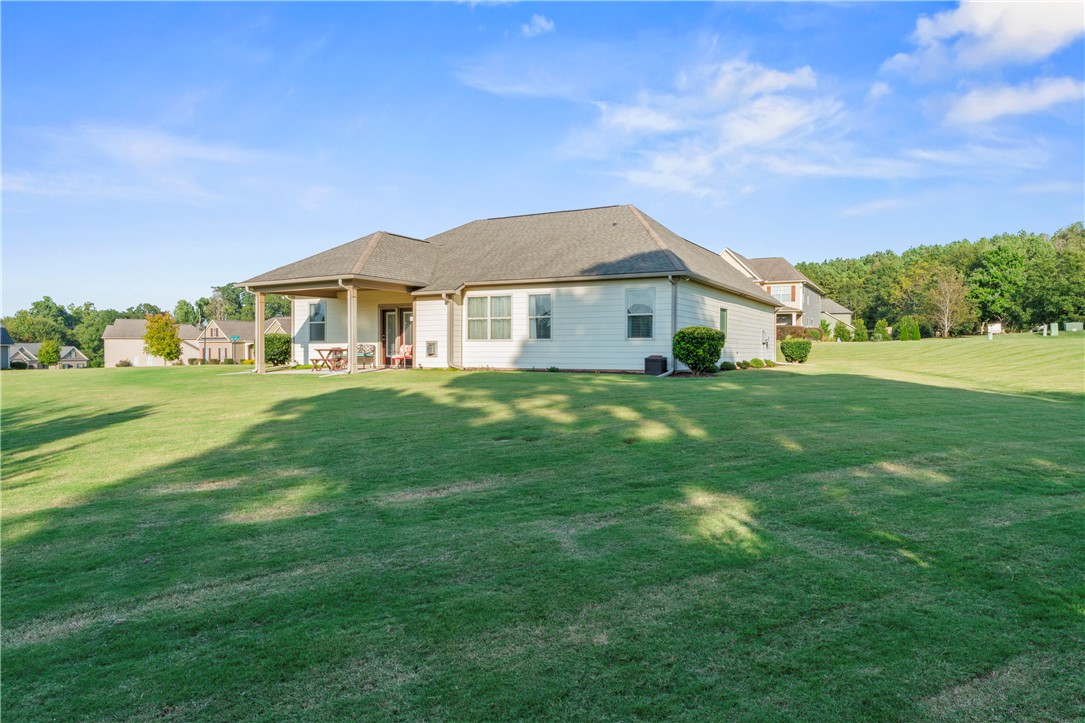 Anderson, South Carolina 29621, United States, 3 Bedrooms Bedrooms, ,2 BathroomsBathrooms,Residential,Pending,215886