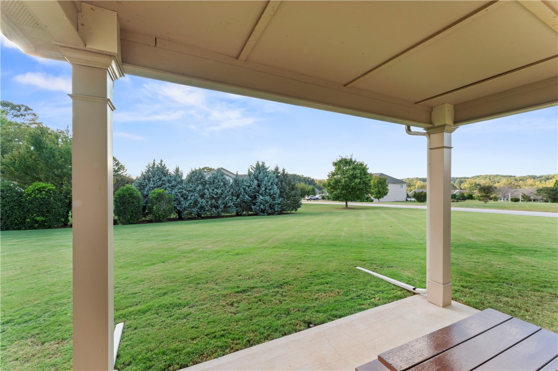 Anderson, South Carolina 29621, United States, 3 Bedrooms Bedrooms, ,2 BathroomsBathrooms,Residential,Pending,215886