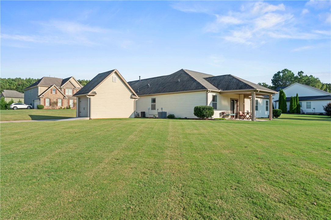 Anderson, South Carolina 29621, United States, 3 Bedrooms Bedrooms, ,2 BathroomsBathrooms,Residential,Pending,215886