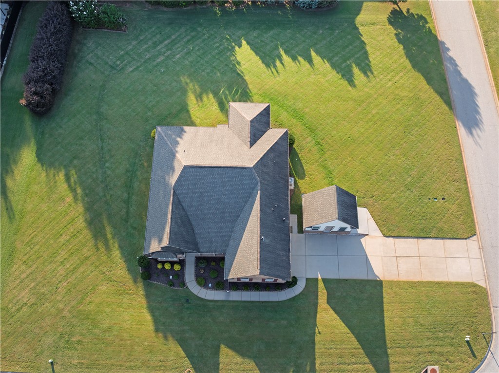 Anderson, South Carolina 29621, United States, 3 Bedrooms Bedrooms, ,2 BathroomsBathrooms,Residential,Pending,215886