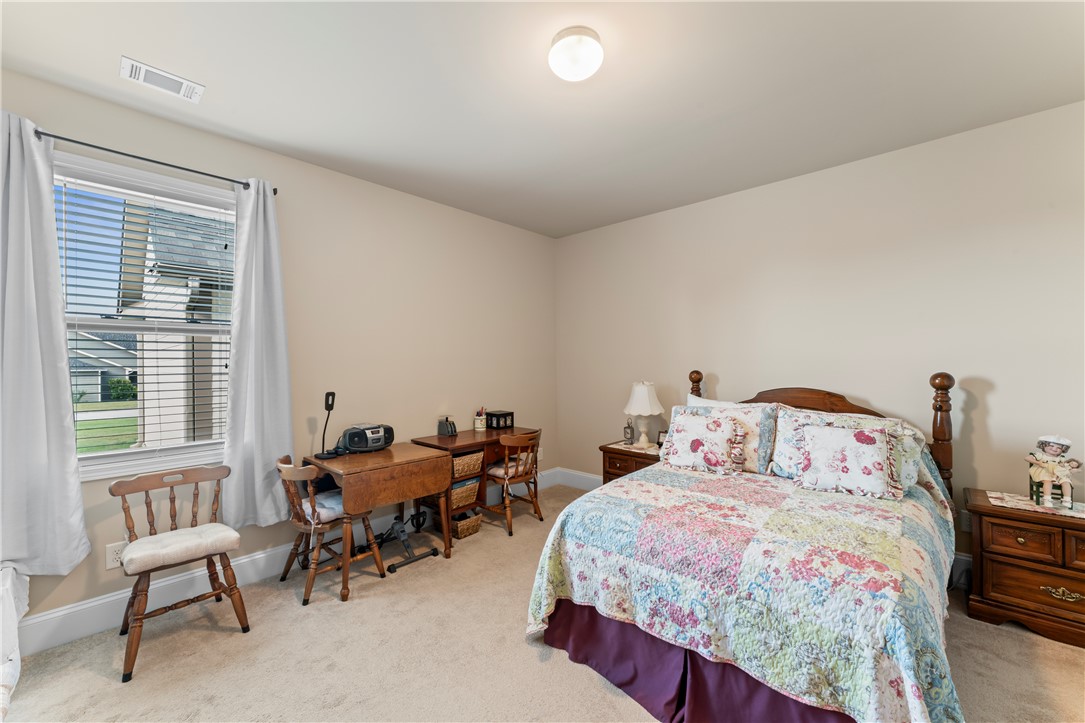 Anderson, South Carolina 29621, United States, 3 Bedrooms Bedrooms, ,2 BathroomsBathrooms,Residential,Pending,215886