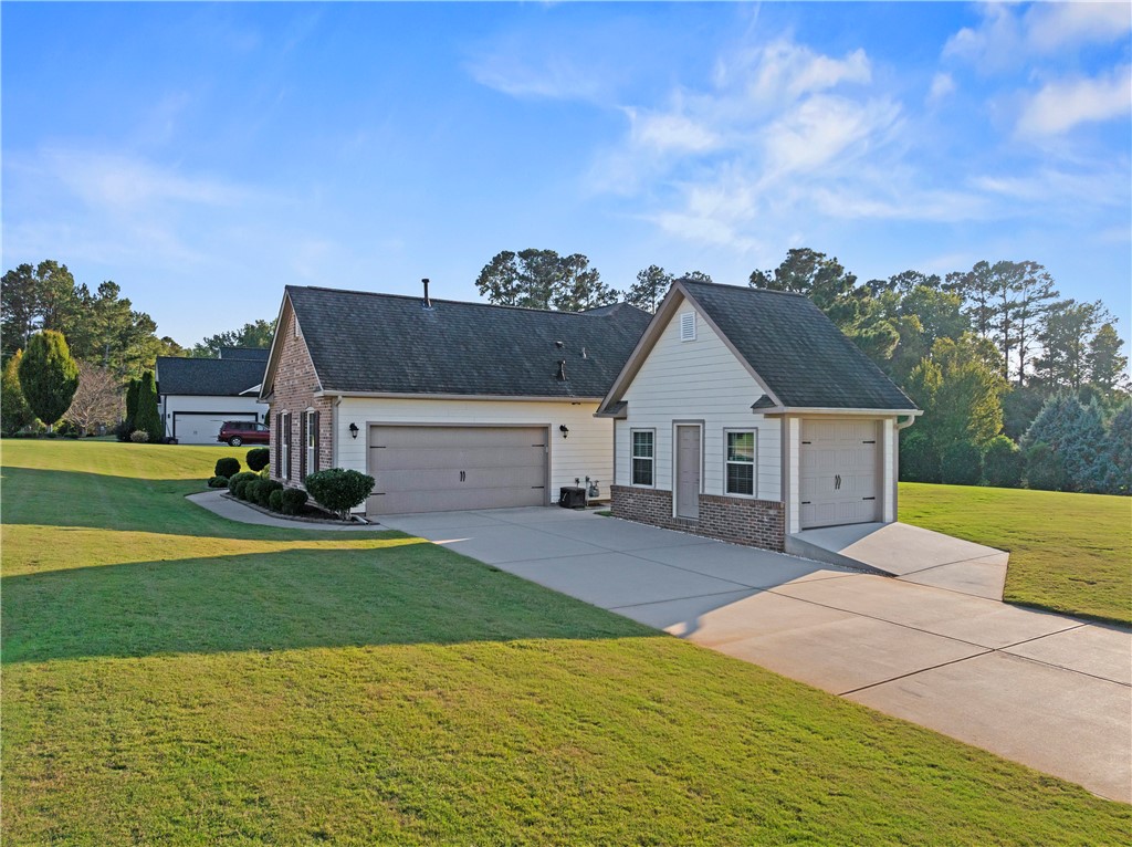 Anderson, South Carolina 29621, United States, 3 Bedrooms Bedrooms, ,2 BathroomsBathrooms,Residential,Pending,215886