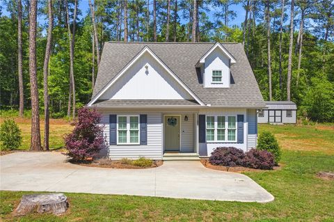 Photo of 217 Singing Pines Road, Seneca, SC 29678 (MLS # 20300426)