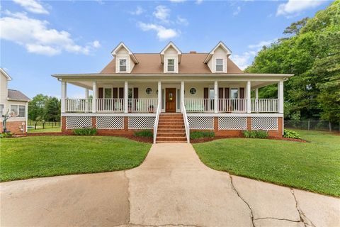 Photo of 121 Sun Chase Drive, Easley, SC 29642 (MLS # 20300829)