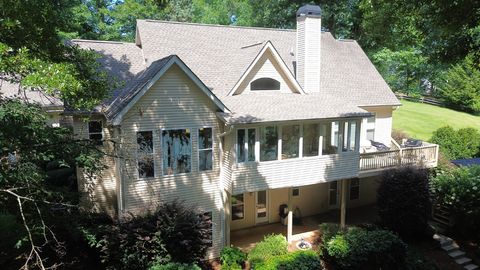 Photo of 436 Panorama Drive, Lavonia, GA 30553 (MLS # 20303383)