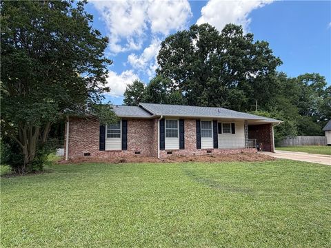 Photo of 1507 East Calhoun ST, Anderson, SC 29621 (MLS # 20302836)