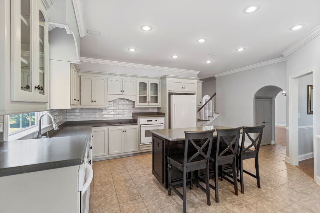 99 S Hamilton Street, Williamston, South Carolina image 3