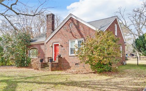 A home in Hartwell