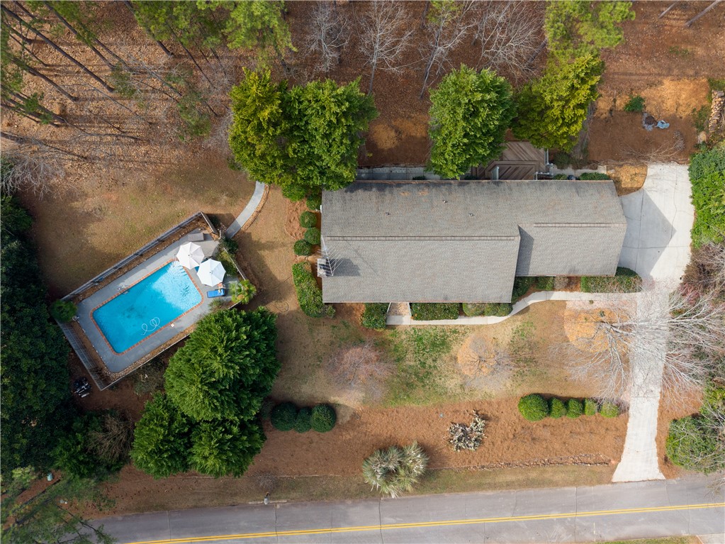 1605 Keowee Lakeshore Drive, Seneca, South Carolina image 2