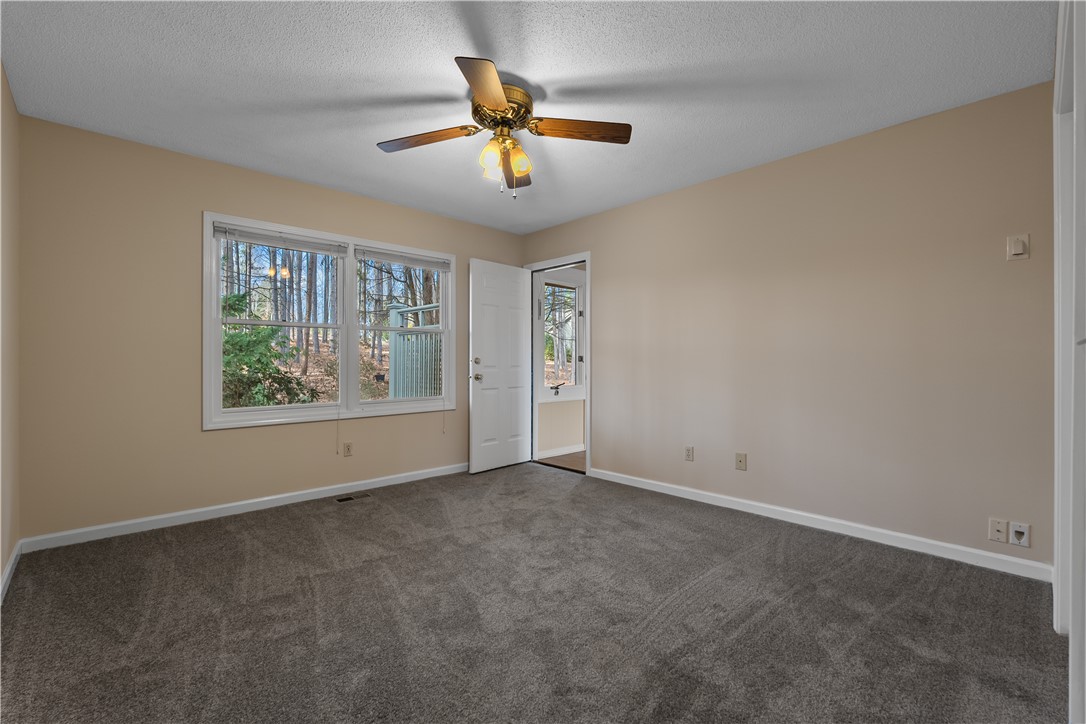 1605 Keowee Lakeshore Drive, Seneca, South Carolina image 28