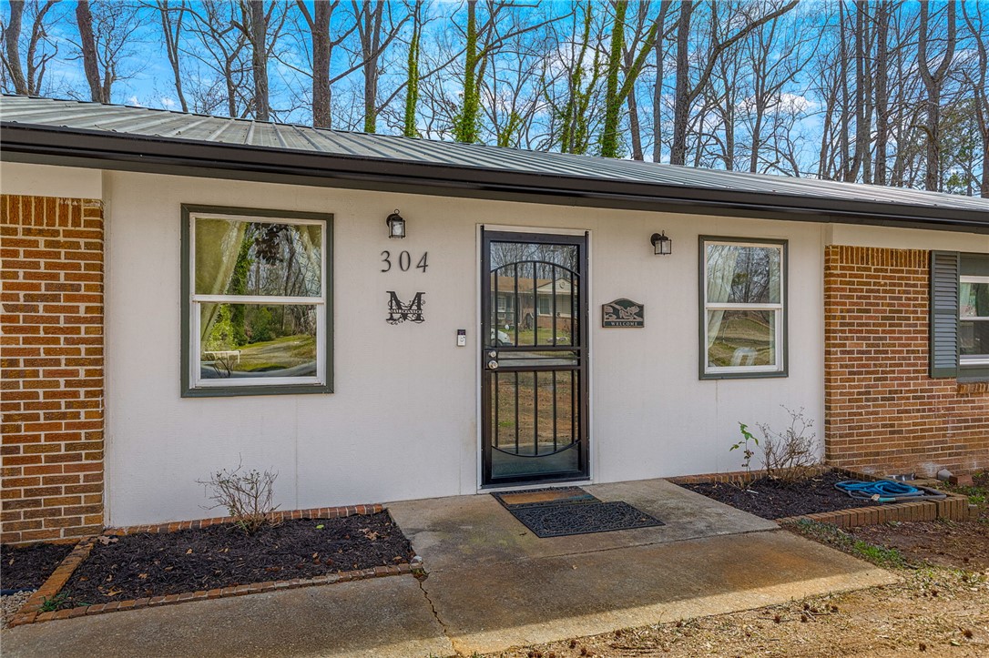 304 Brookhaven Drive, Anderson, South Carolina image 2