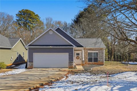 Photo of 115 Dundee Court, Anderson, SC 29621 (MLS # 20296315)