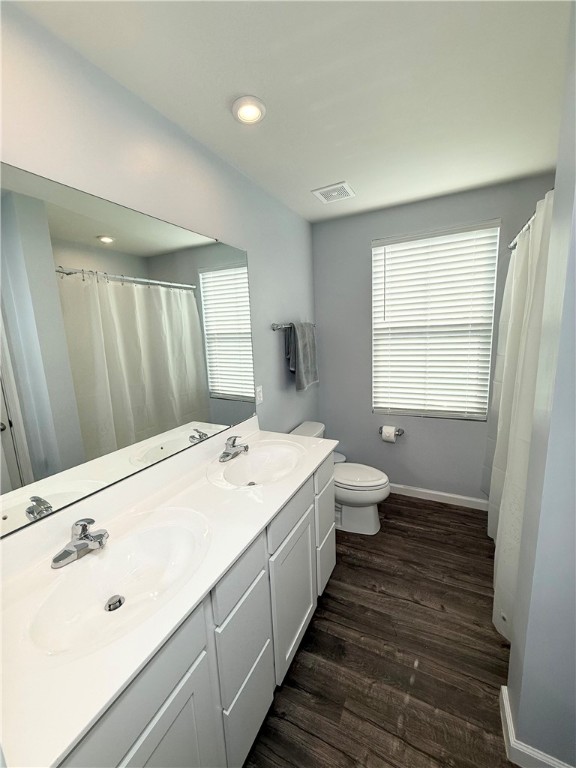 Pendleton, South Carolina 29670, United States, 4 Bedrooms Bedrooms, ,3 BathroomsBathrooms,Residential,Active,230331